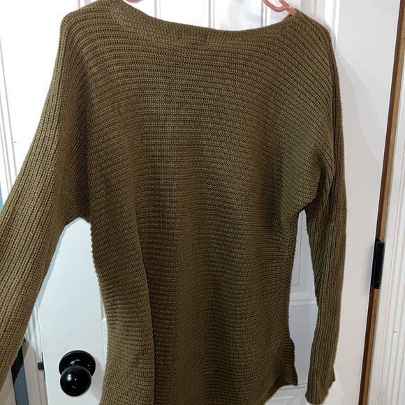 Olive Green Old Navy open neck sweater - Picture 5 of 5